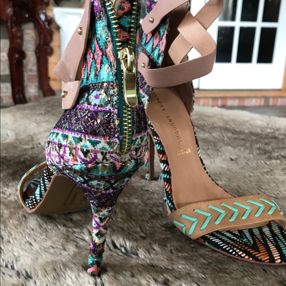 Chinese Laundry size 9 heels